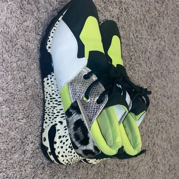 Steve Madden Cliff Neon Green and Black Wedge Sneakers - Picture 5 of 10